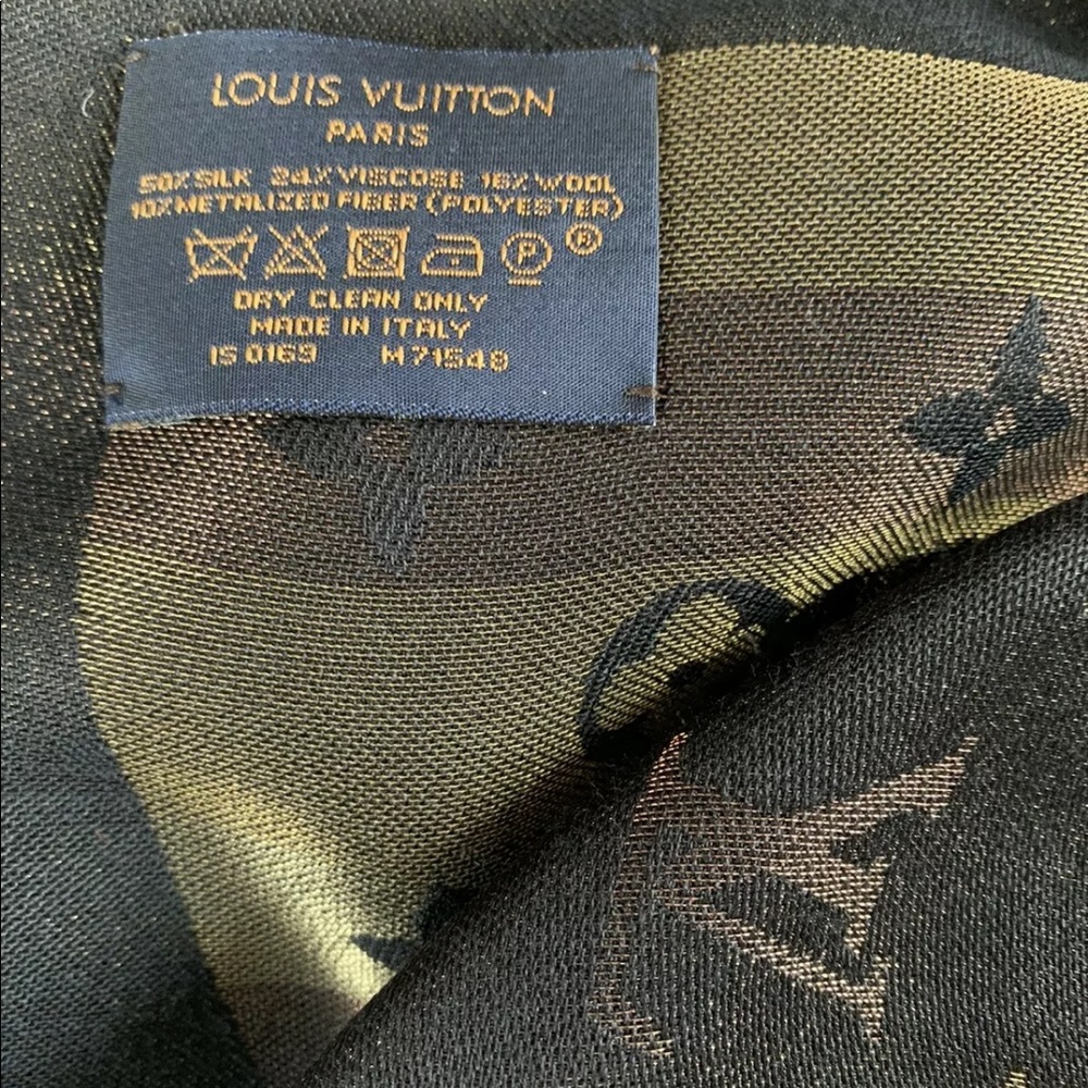 LV Monogram So Shine Silk/GoldenScarf/Shawl 100%Authentic Louis Vuitton MRSP$730 - Picture 3 of 14